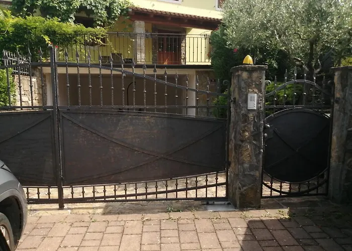 Апартаменты Ms Изола